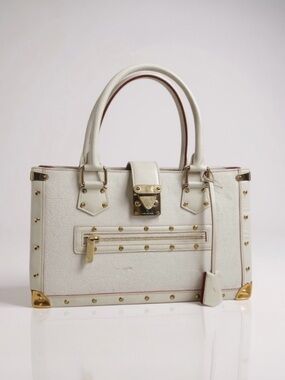 Louis Vuitton Suhali Le Fabuleux Shoulder Bag White Leather Gold Hardware